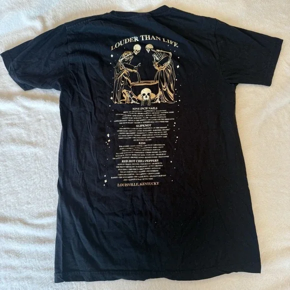 Louder Than Life 2022 Men's T-Shirt Size M Nine Inch Nails Slipknot Kiss Concert - Picture 2 of 7